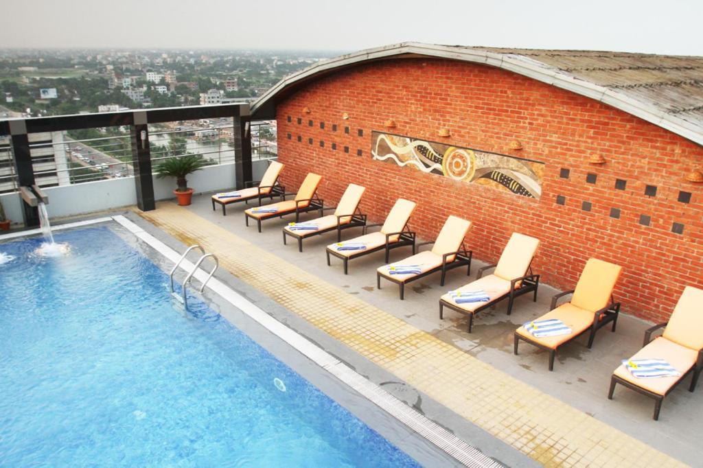 Dhaka Regency Hotel & Resort Buitenkant foto