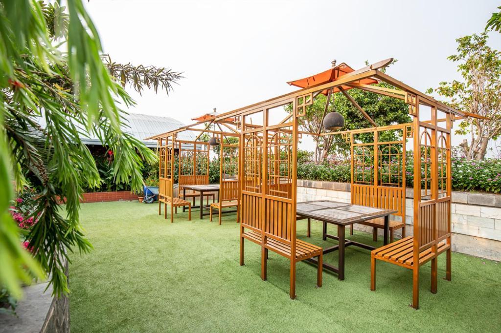 Dhaka Regency Hotel & Resort Buitenkant foto