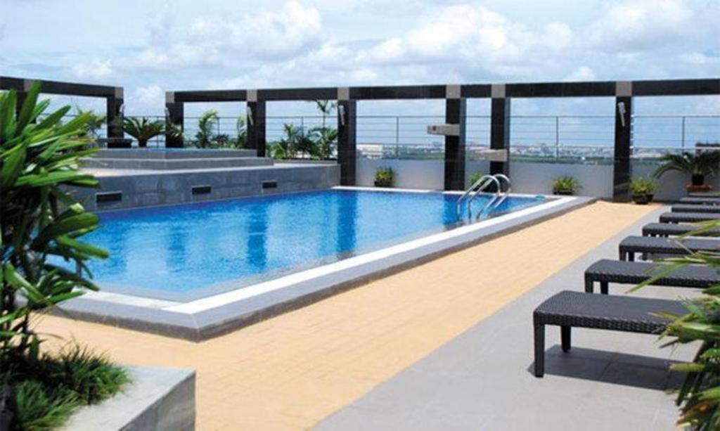Dhaka Regency Hotel & Resort Buitenkant foto